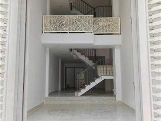 Cho thuê nhà 5 tầng khu phan xích long phú nhuận, 4,5x20 , sử dụng 450m2 , giá chỉ 40tr