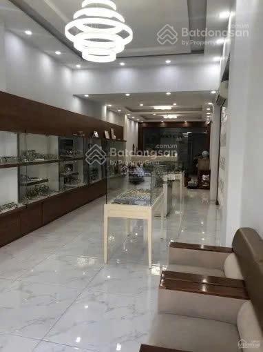 Cho thuê nhà 5 tầng mặt tiền trần huy liệu, phú nhuận, sử dụng 400m2 kinh doanh, vp