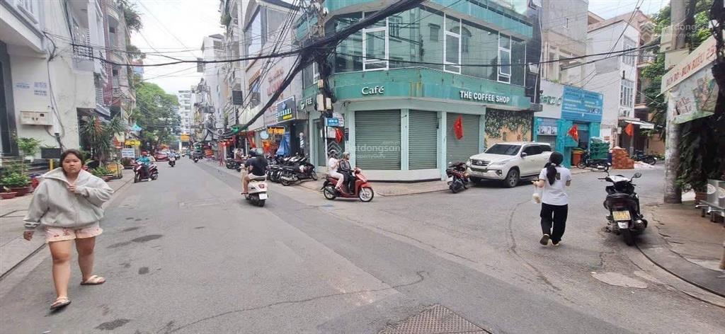 Cho thuê căn góc 2 mặt tiền,nhà 4 tầng 6,5x14,sát cộng hoà tân bình , sử dụng 360m2, chỉ 35tr