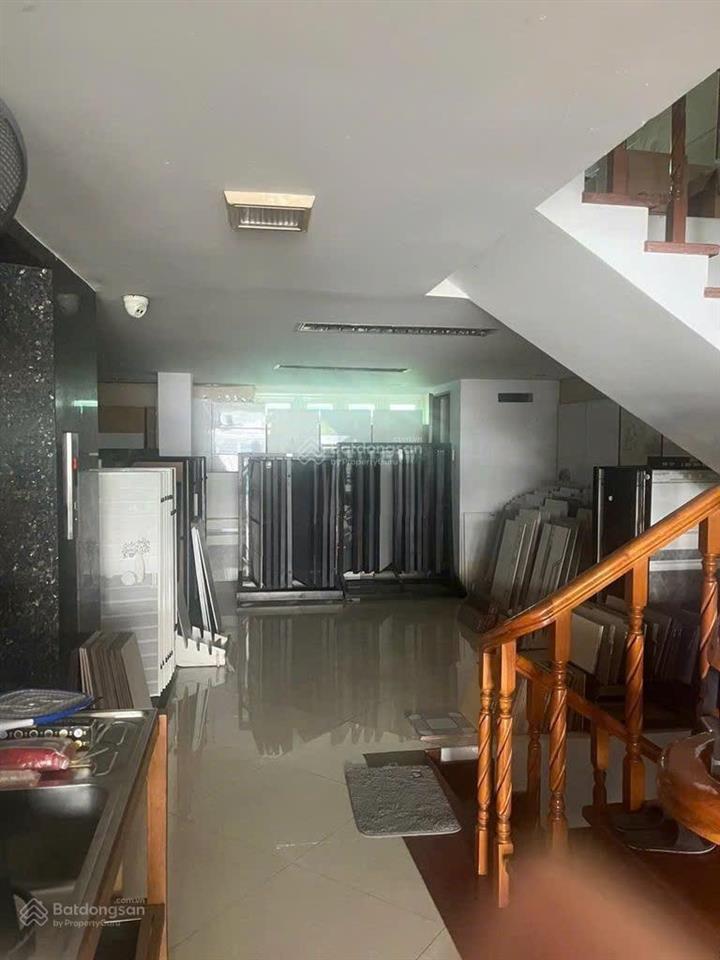 Cho thuê toà nhà 5 tầng mặt tiềnkha vạn cân thủ đức, 386m2  có thang máy