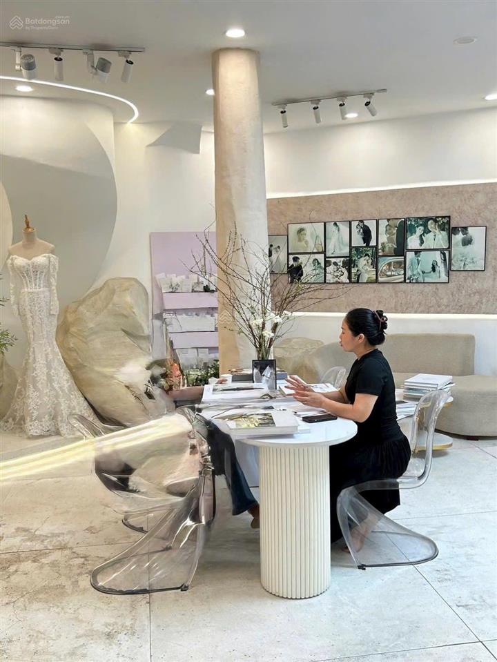 Cho thuê nhà mặt tiền, ngang 7m, nguyễn trọng tuyển, phú nhuận, trệt 3 lầu, sử dụng 280m2