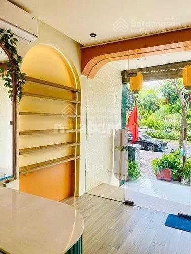 Cho thuê nhà mặt tiền trần não, quận 2, 6 tầng, 5x18 kinh doanh ngay