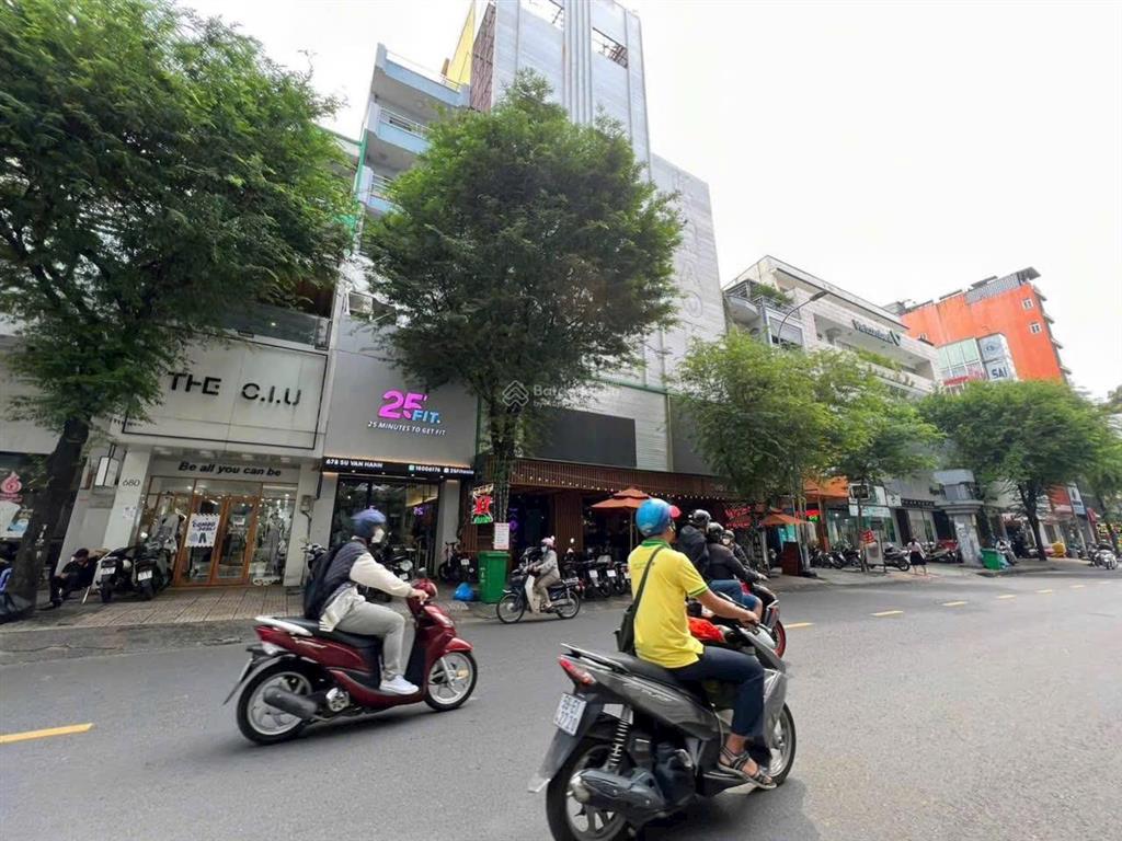 Cho thuê nhà mặt tiền sư vạn hạn, quận 10. trệt 3 lầu, kinh doanh ngay