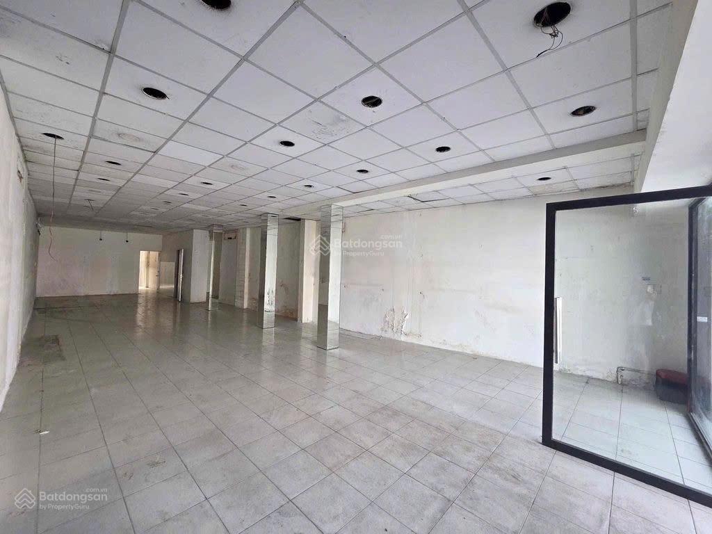 Cho thuê mặt tiền âu cơ, tân phú, trệt 1 lầu, sử dụng 365m2, kinh doanh đa ngành