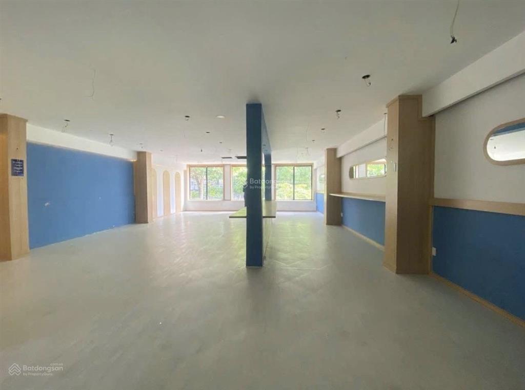 Nhà mặt tiền 2 tầng 7x19, trường chinh tân bình, kinh doanh đa ngành