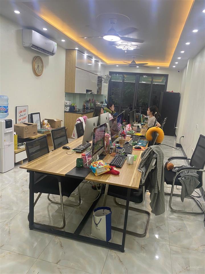 Cho thuê nhà riêng 5 tầng làm văn phòng công ty khu đấu giá ngõ cổng, kiến hưng