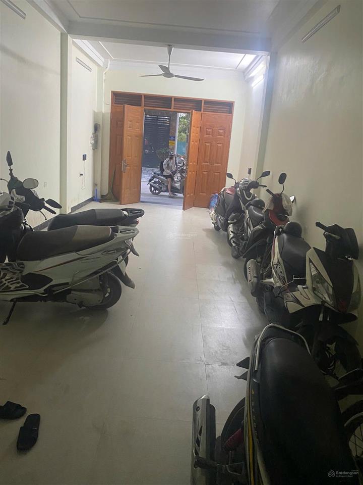 Cho thuê nhà riêng 5 tầng làm văn phòng công ty khu đấu giá ngõ cổng, kiến hưng