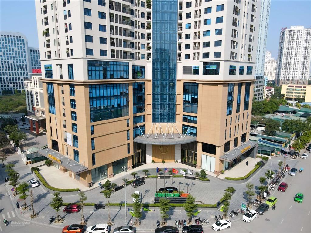 Hiếm! căn 3pn đầy đủ nội thất view công viên cầu giấy và đại sứ quán mỹ, chỉ 9,2 tỷ, về sổ luôn.