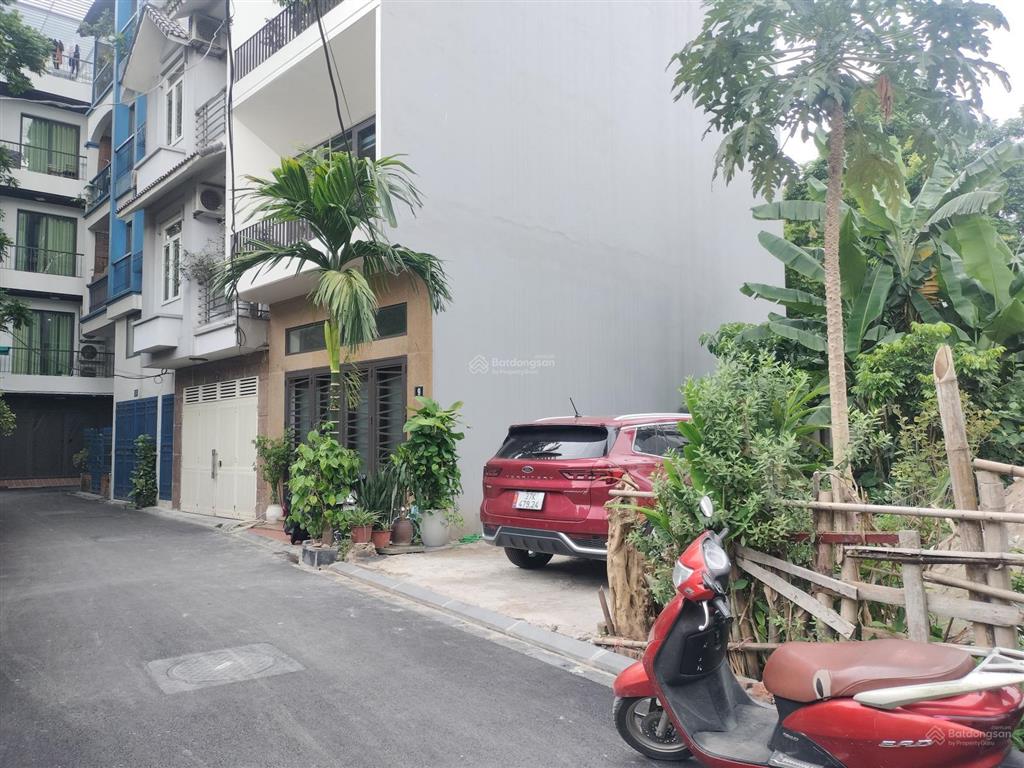 Bán đất hồ ao lão gia thượng ngọc thụy, mt 5.5m, thửa a4, 7 chỗ thông, cạnh khai sơn, chợ, trường