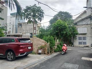 Bán đất hồ ao lão gia thượng ngọc thụy, mt 5.5m, thửa a4, 7 chỗ thông, cạnh khai sơn, chợ, trường