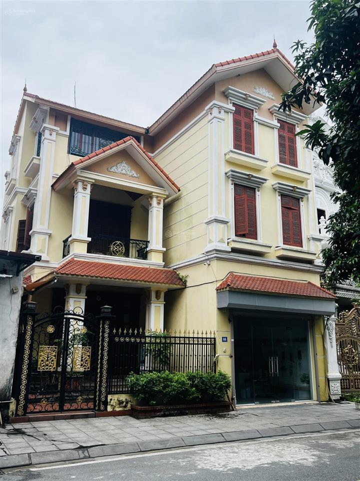 Nhà có việc gấp cần bán nhà biệt thự siêu đẹp mặt phố đặng vũ hỷ. 100.8m2, giá thỏa thuận 30x