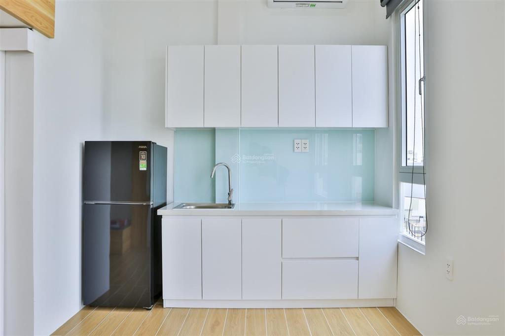 Nhà 5 lầu mới xây hoàn công đủ đang cho thuê căn hộ dịch vụ đủ phòng cháy chữa cháy