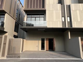 15,9 tỷ  giá tốt nhất the orchard.  em điền 0937 002 ***