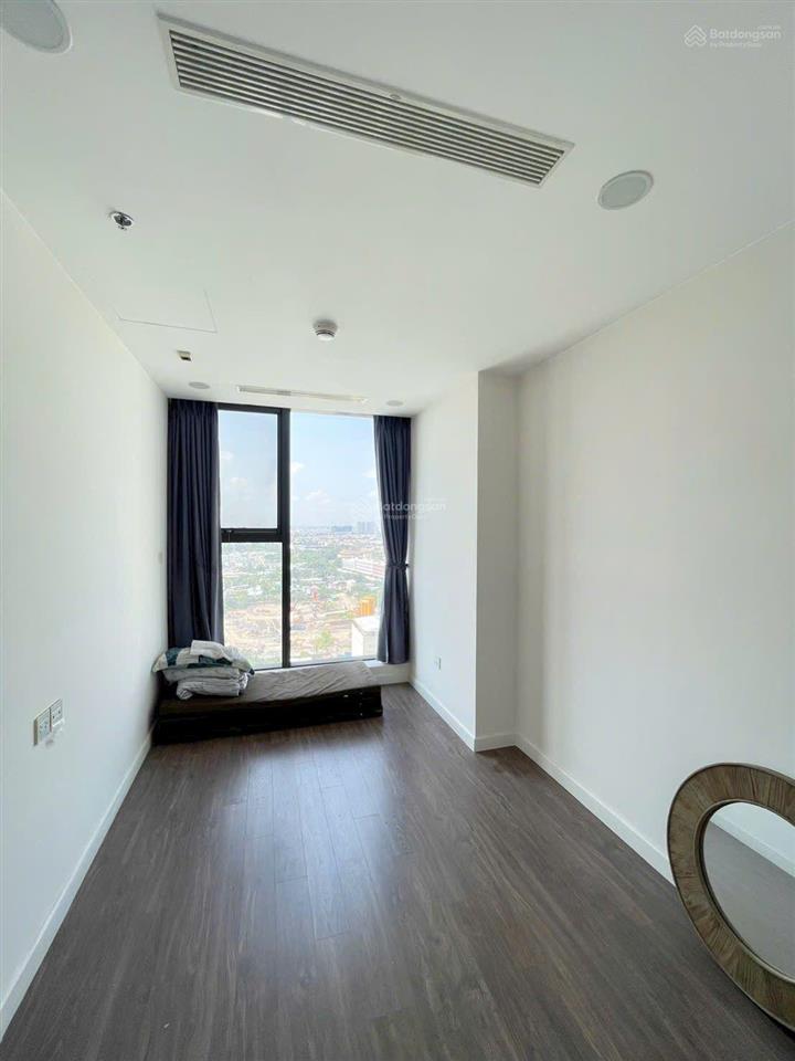 Cho thuê sunshine sky city 4 phòng ngủ 3wc full nội thất 27 triệu ( 132m2 +1 kho) ở liền được