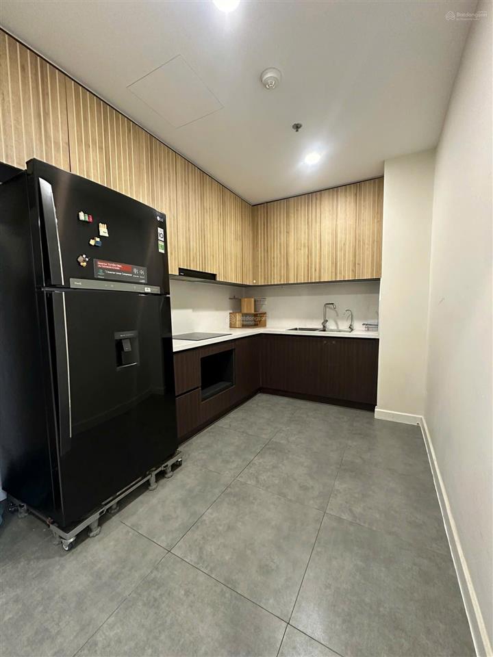 Cho thuê sunshine sky city 3 phòng ngủ  3wc  106m2  full nội thất  26 triệu  ở liền