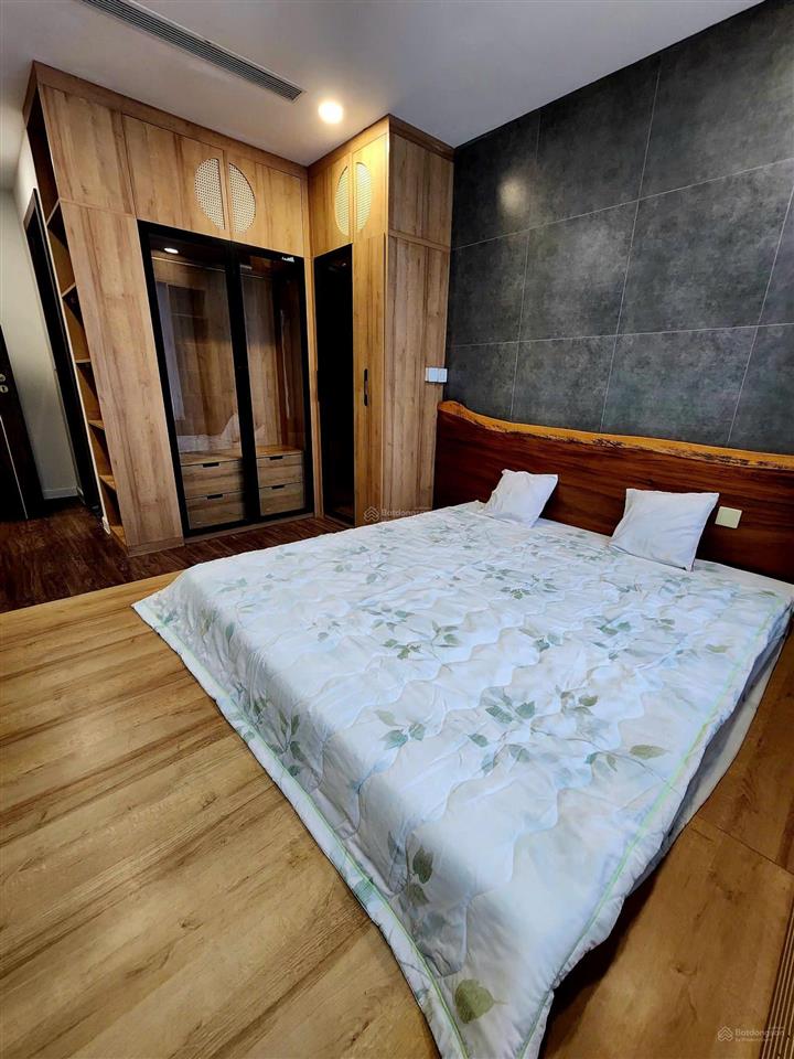 Cho thuê sunshine sky city 3 phòng ngủ  3wc  106m2  full nội thất  26 triệu  ở liền