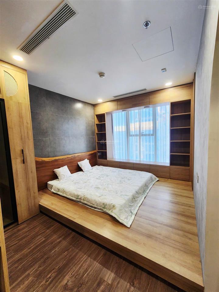 Cho thuê sunshine sky city 3 phòng ngủ  3wc  106m2  full nội thất  26 triệu  ở liền