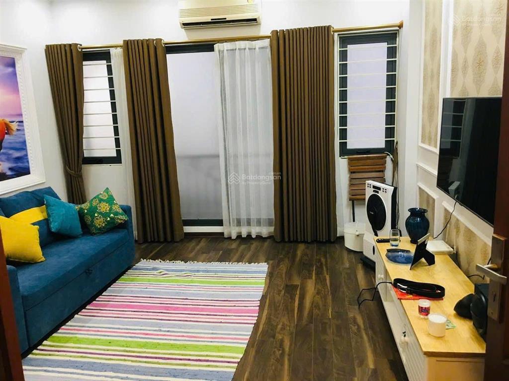 Cho thuê nhà nguyên căn phố kim mã  ba đình  hà nội