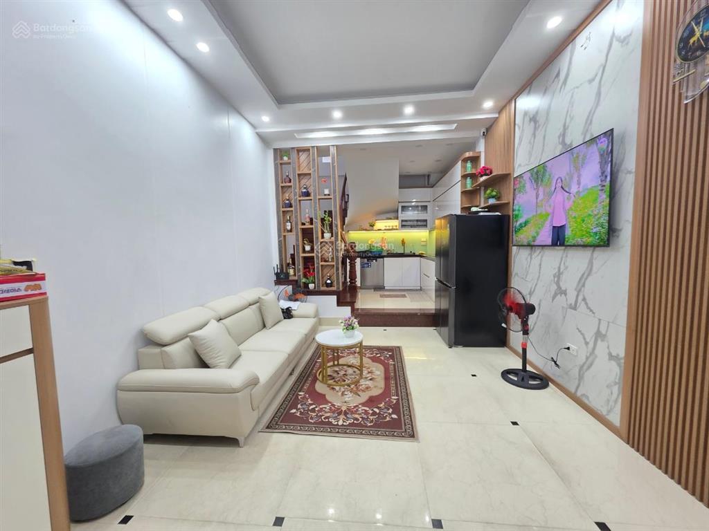 Chỉ 12,75 tỷ  nhà đẹp  ở ngay  full nội thất  phố quan hoa  thông ngõ 68 cầu giấy