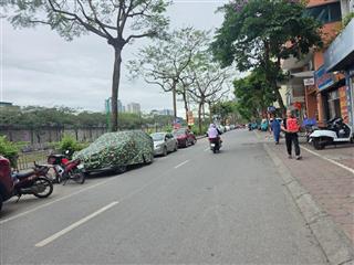 Chỉ 12,75 tỷ  nhà đẹp  ở ngay  full nội thất  phố quan hoa  thông ngõ 68 cầu giấy