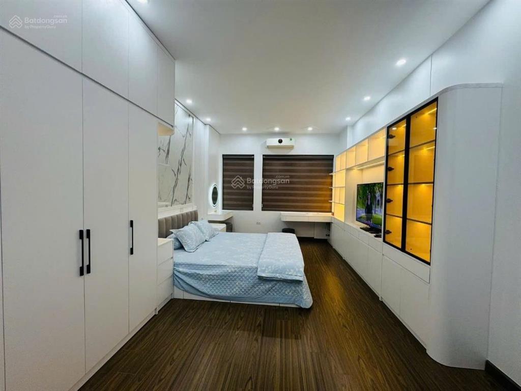 Chỉ 12,75 tỷ  nhà đẹp  ở ngay  full nội thất  phố quan hoa  thông ngõ 68 cầu giấy