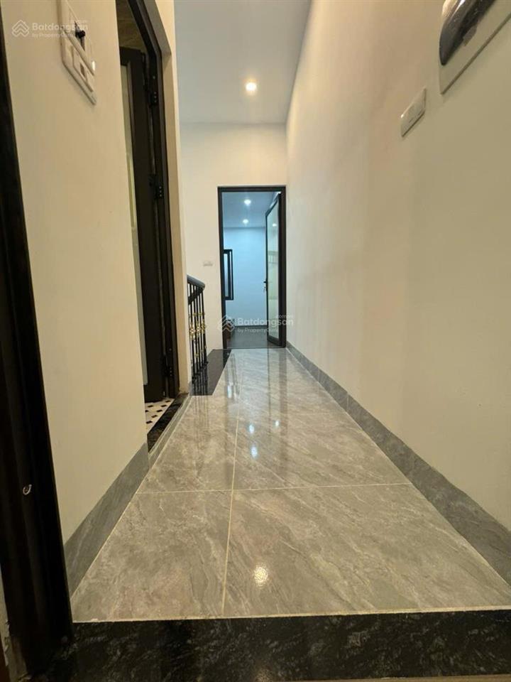 Hiếm  chỉ 8,6 tỷ  50m  4 tầng  ô tô cách 5m  nhà đẹp hoàng hoa thám  ba đình
