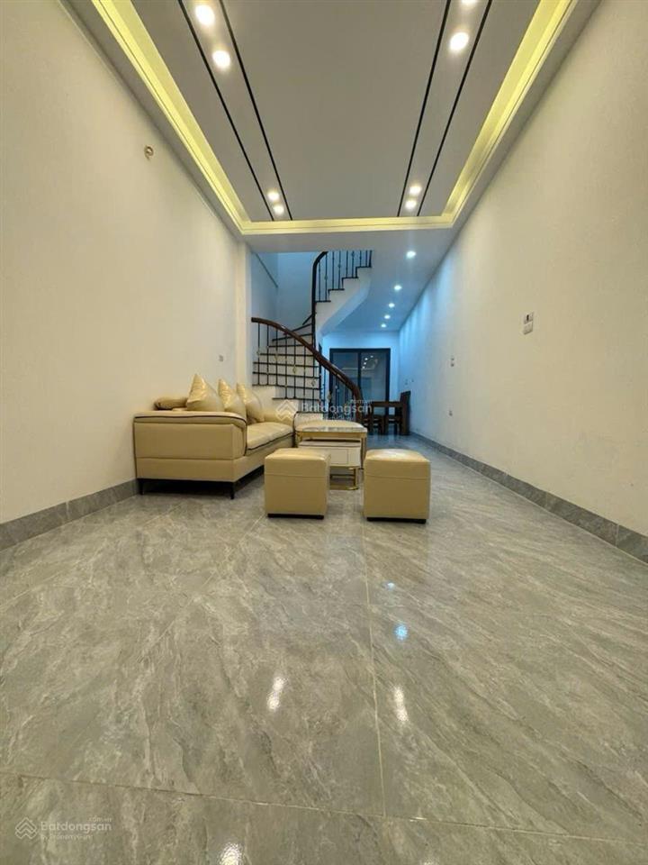 Hiếm  chỉ 8,6 tỷ  50m  4 tầng  ô tô cách 5m  nhà đẹp hoàng hoa thám  ba đình