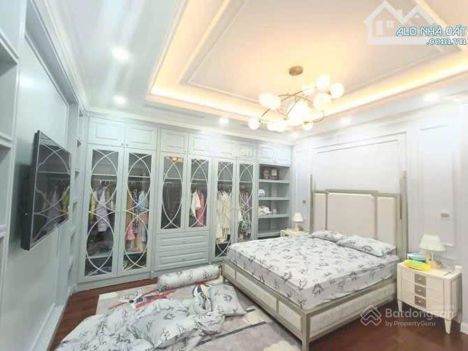 Cho thuê nhà nguyên căn phố kim mã  ba đình  hà nội