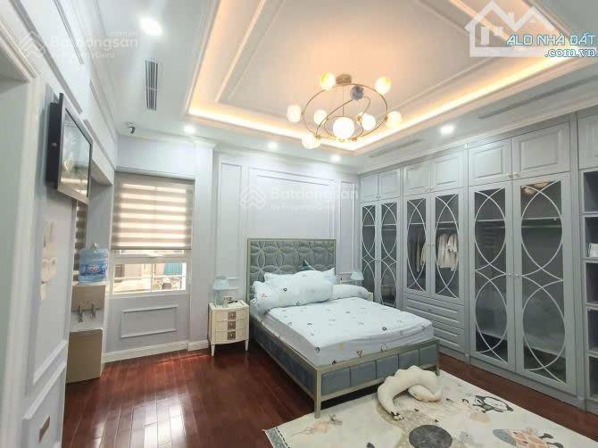 Cho thuê nhà nguyên căn phố kim mã  ba đình  hà nội