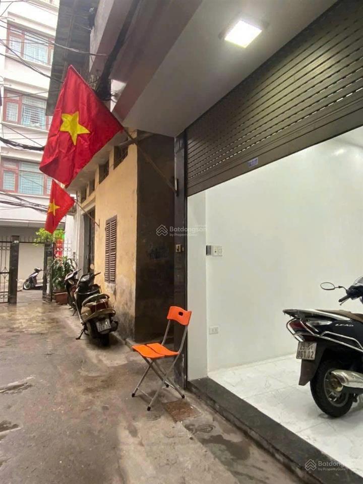 Cho thuê nhà nguyên căn ngõ 463 đội cấn  gần cây xăng đội cấn