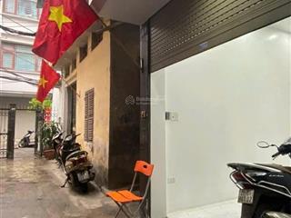 Cho thuê nhà nguyên căn ngõ 463 đội cấn  gần cây xăng đội cấn