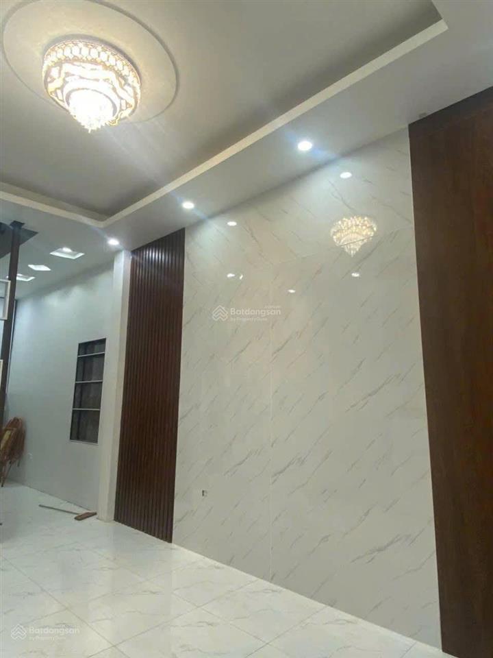 Cho thuê nhà nguyên căn ngõ 463 đội cấn  gần cây xăng đội cấn