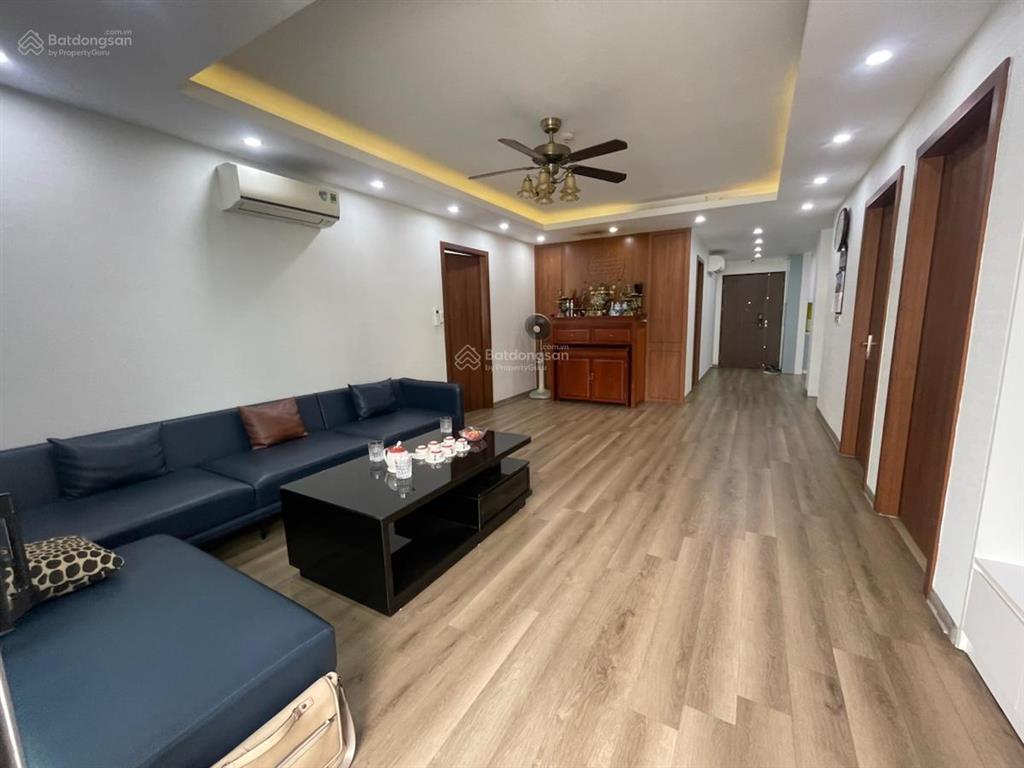 Hiếm  bán gấp căn hộ tt phố đào tấn  linh lang  60m2  2pn  2 ban công  giá hơn 3 tỷ