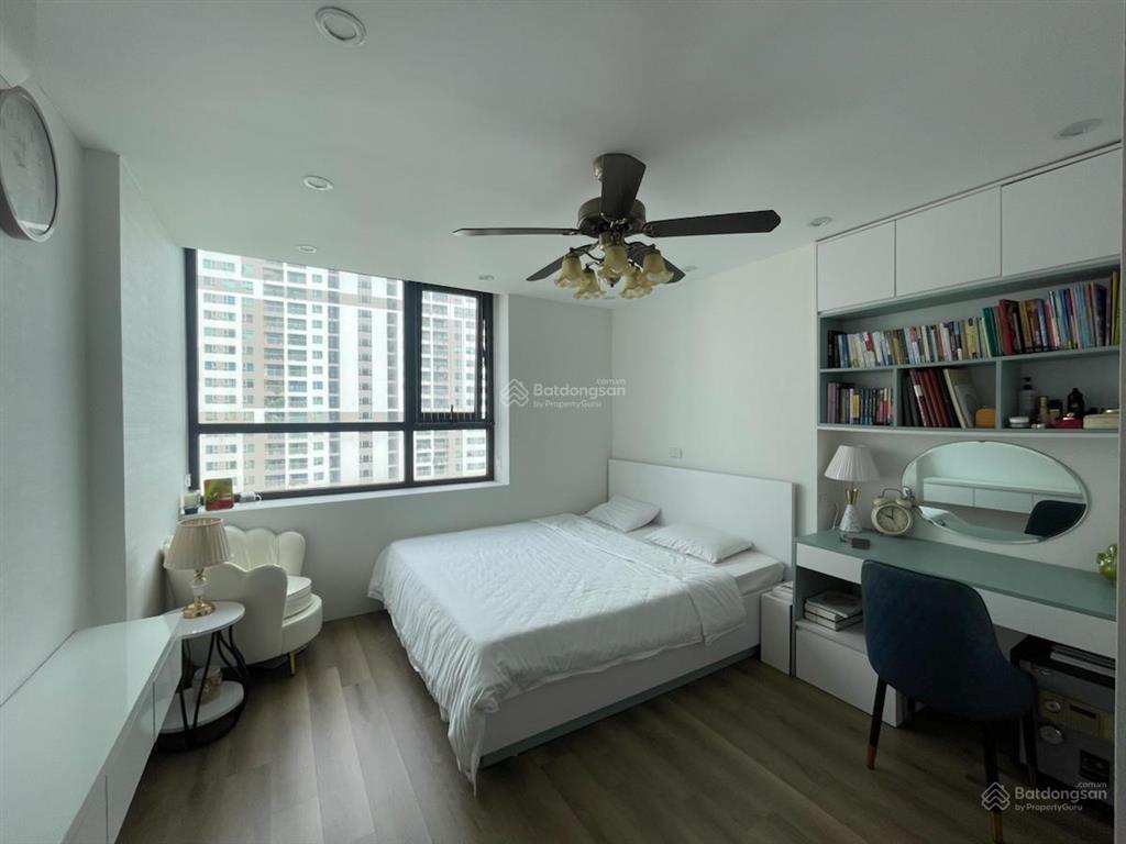 Hiếm  bán gấp căn hộ tt phố đào tấn  linh lang  60m2  2pn  2 ban công  giá hơn 3 tỷ
