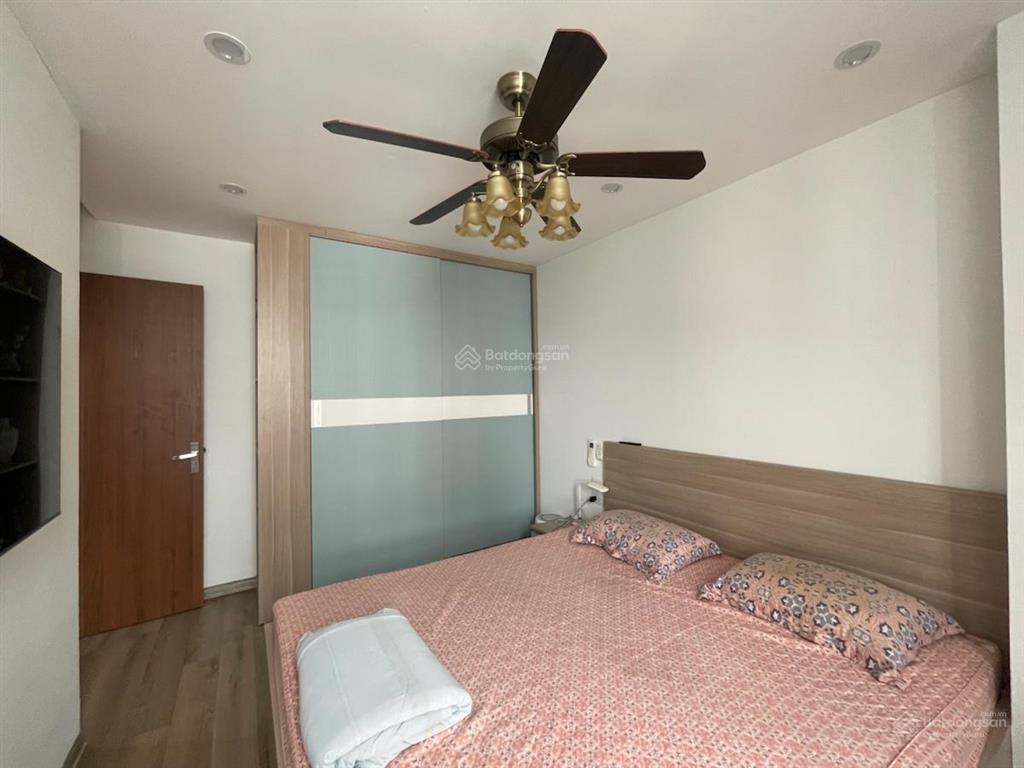 Hiếm  bán gấp căn hộ tt phố đào tấn  linh lang  60m2  2pn  2 ban công  giá hơn 3 tỷ