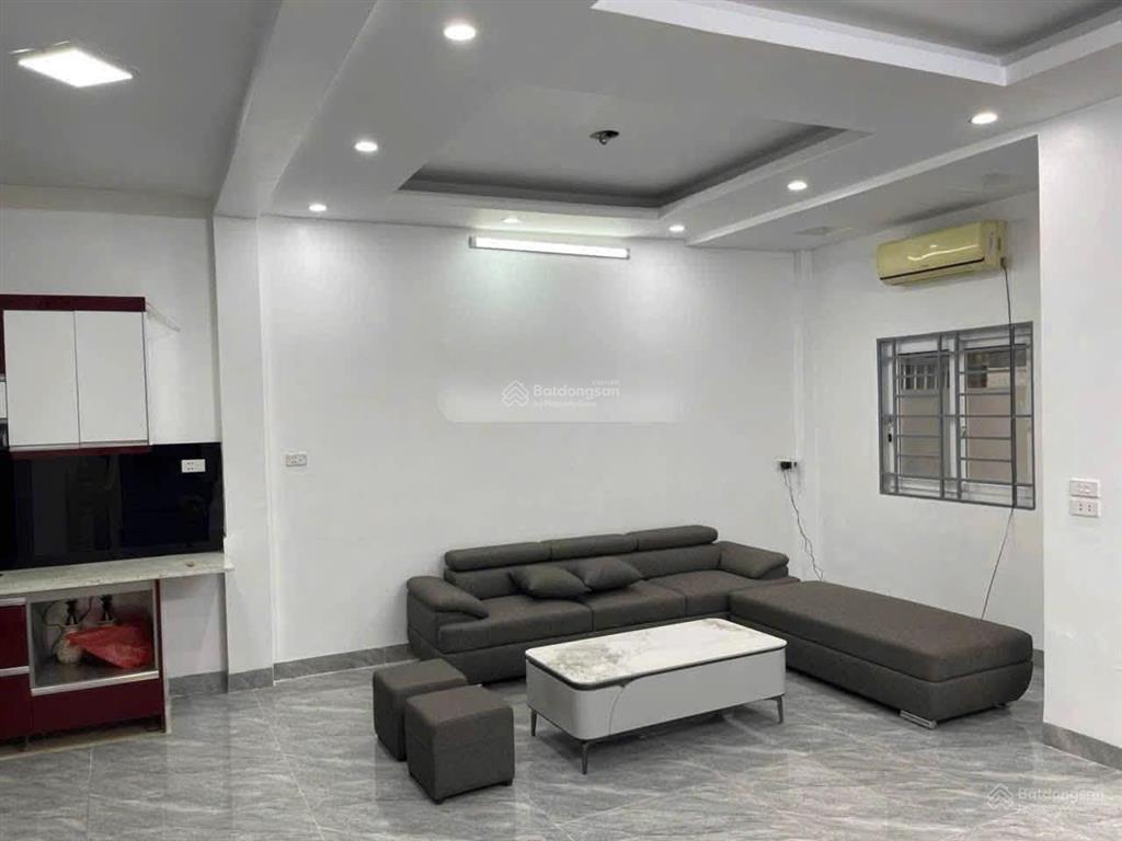 Cho thuê nhà nguyên căn phố đào tấn  ba đình  hà nội