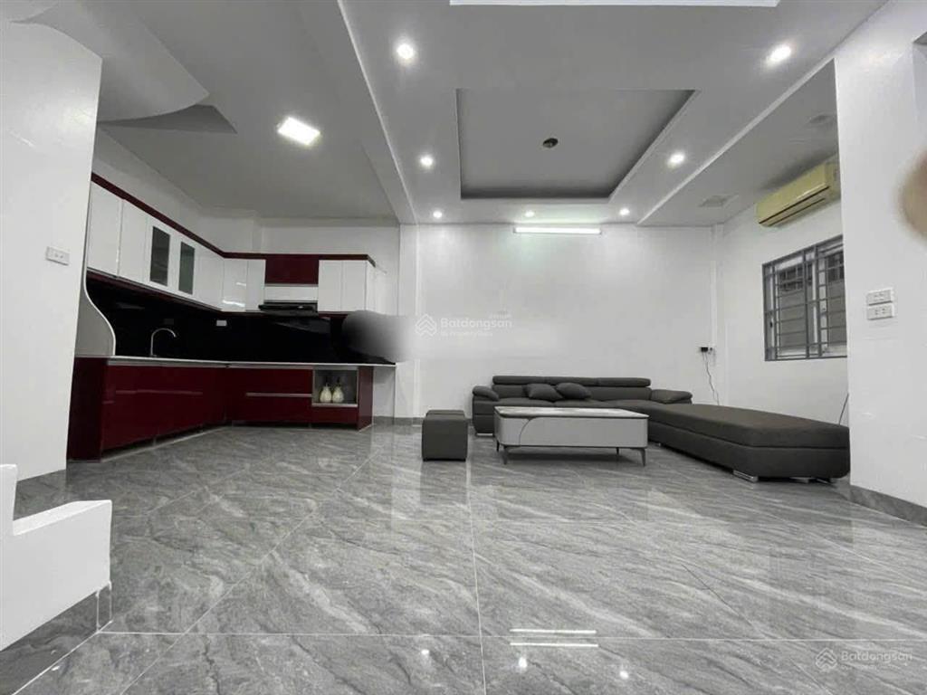 Cho thuê nhà nguyên căn phố đào tấn  ba đình  hà nội