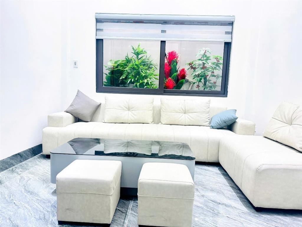 Chỉ 14,8 tỷ  nhà đẹp đường láng  cạnh trường giao thông vận tải  hà nội  38m2 5 tầng  mt 3,8m