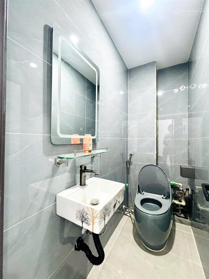 Chỉ 14,8 tỷ  nhà đẹp đường láng  cạnh trường giao thông vận tải  hà nội  38m2 5 tầng  mt 3,8m