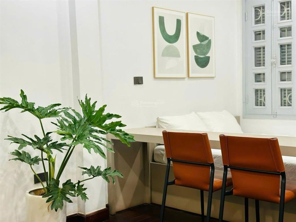 Hiếm  phố vip  liễu giai  ba đình  60m²  6 tầng  mt 4m  2 thoáng  hơn 30 tỷ