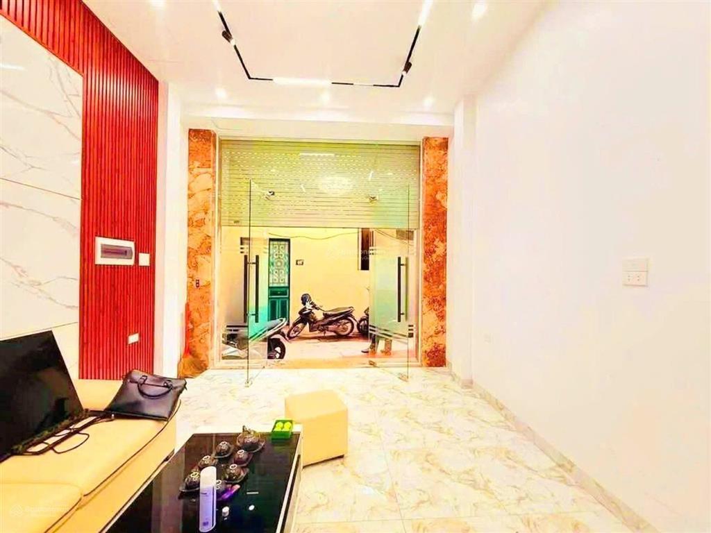 Cho thuê nhà nguyên căn phố đào tấn  ba đình  hà nội
