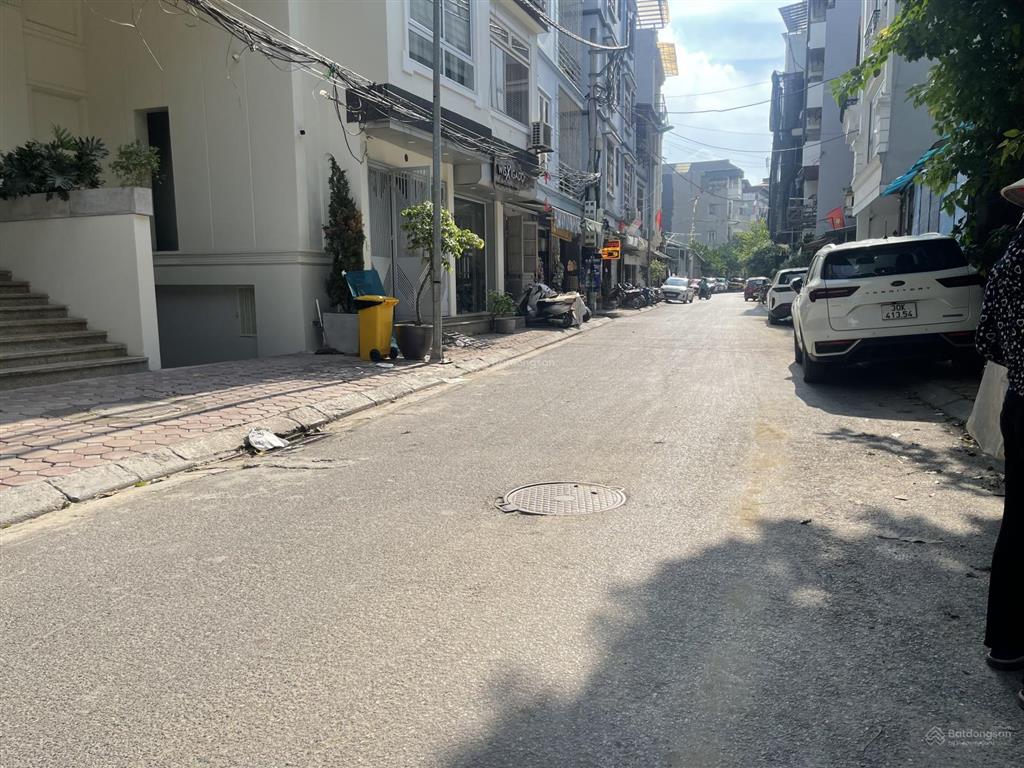 Cho thuê nhà nguyên căn phố đội cấn  ba đình  hà nội  80m  6 tầng  mới tinh  ô tô tránh