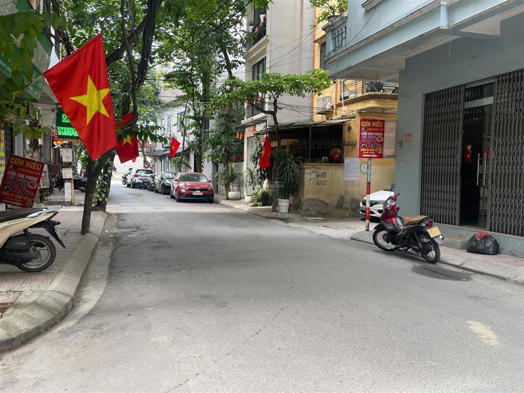 Hiếm  bán gấp phân lô ô tô tránh  kd  ngõ 535 kim mã thông hồ ngọc khánh  85m  5 tầng  mt 6m