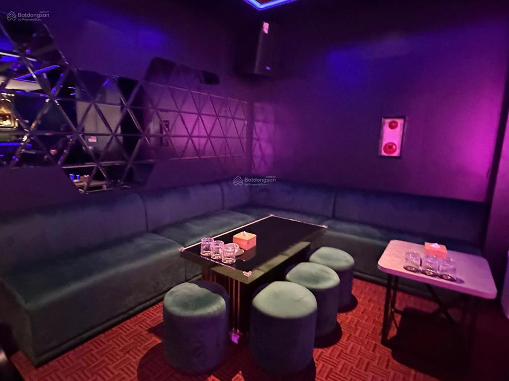 Sang nhượng quán pub & food nhật  phố linh lang  đào tấn  ba đình