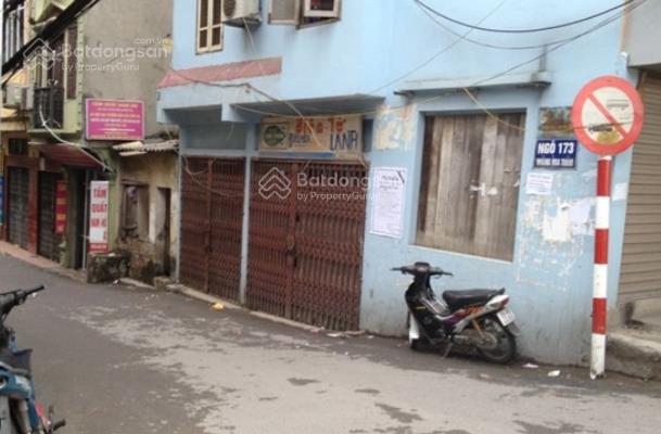 Cực rẻ  bán nhà 2 tầng  173 hoàng hoa thám thông ngõ 279 đội cấn  ba đình