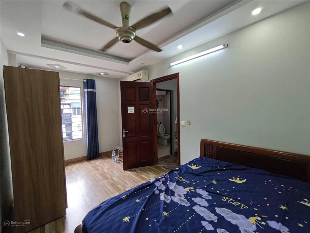 Cho thuê nhà nguyên căn phố phan kế bính, ba đình, hà nội