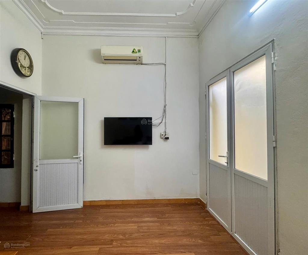 Cho thuê nhà nguyên căn phố đội nhân, phường vĩnh phúc, quận ba đình, hà nội