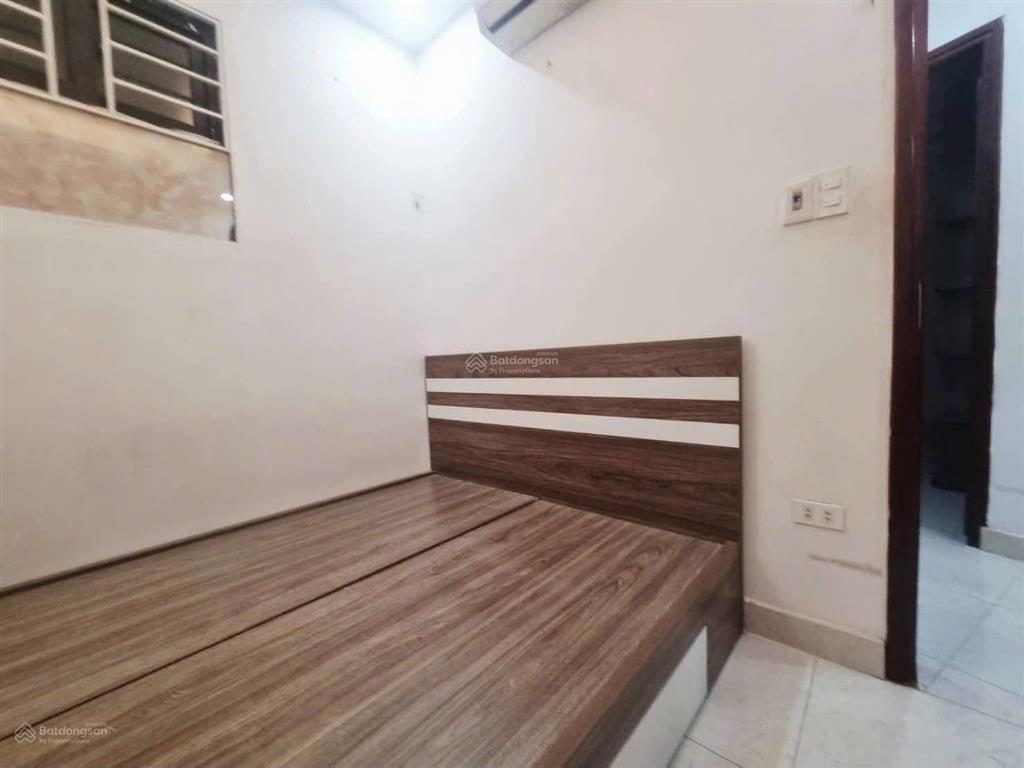 Cho thuê ccmn phố kim mã  ba đình  hà nội chỉ 9 triệu / tháng