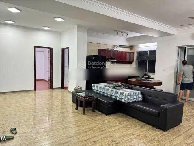 Cho thuê căn hộ chung cư phố đốc ngữ  ba đình  hà nội