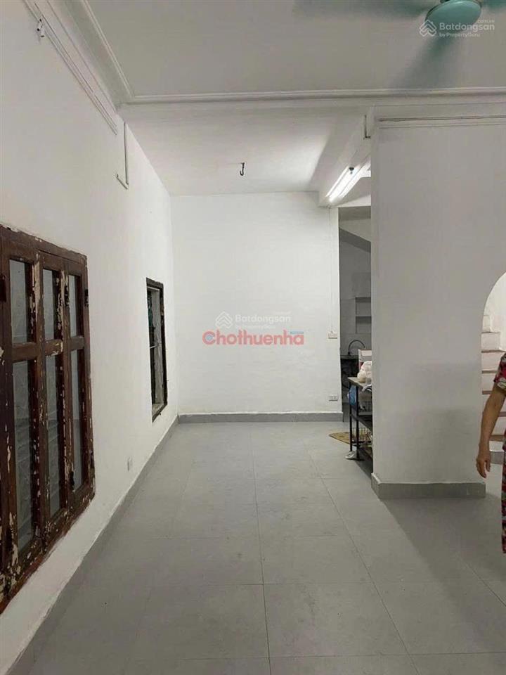 Cho thuê nhà nguyên căn ngõ 202f đội cấn  ba đình  hà nội